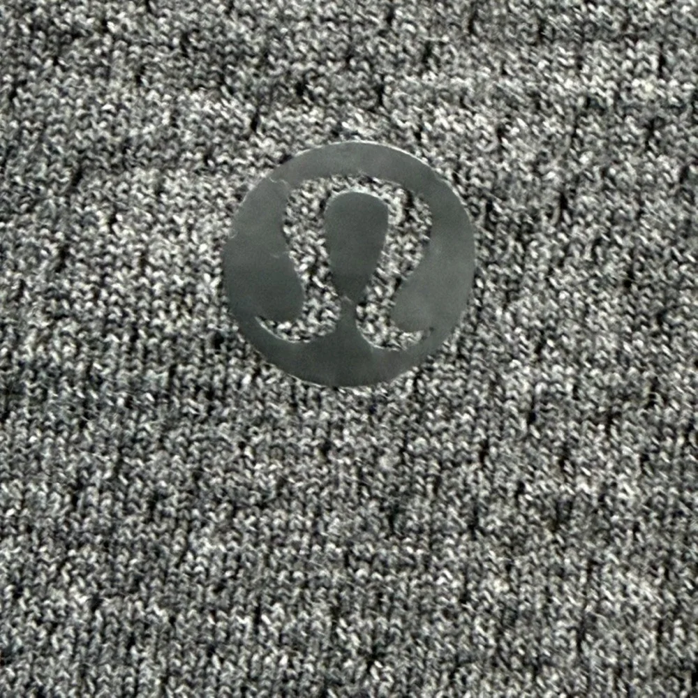 Lululemon Swiftly Tech Crew Neck T Shirt in Grey Women 10‎ Long Sleeve Yoga Gym